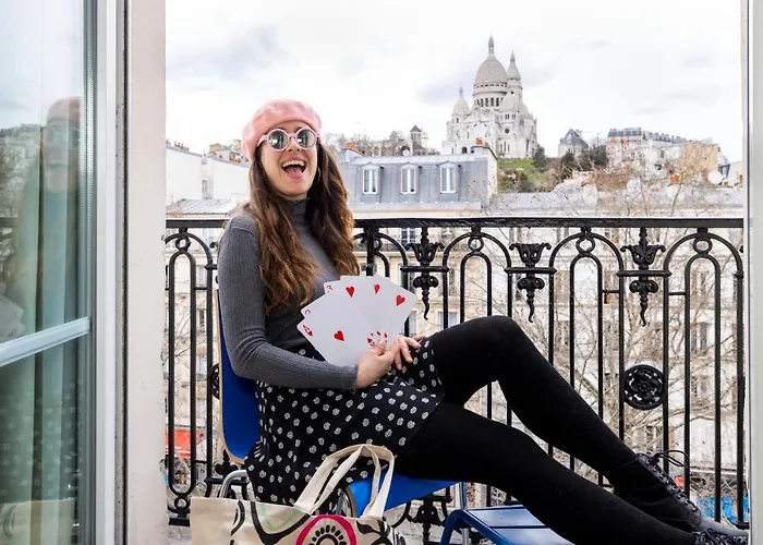Le Regent Montmartre By Hiphophostels