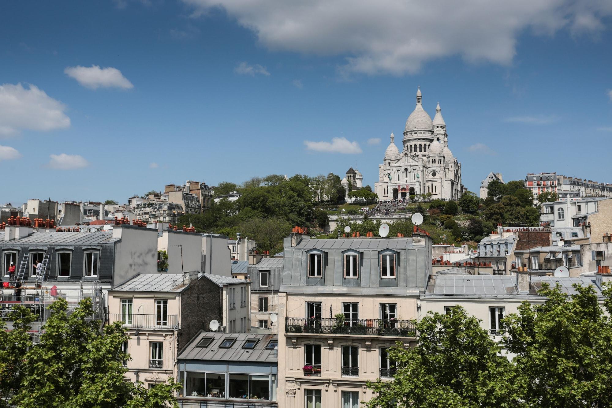 Le Regent Montmartre By Hiphophostels Hostel Paris